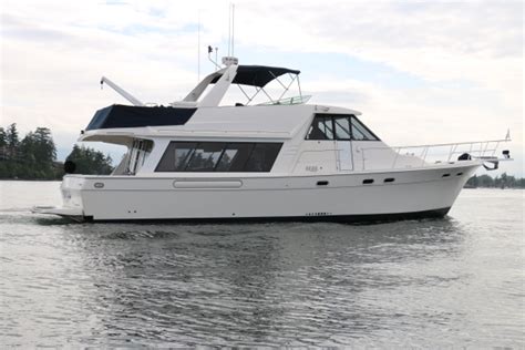 Sold 47 Bayliner 4788 Pilothouse Motoryacht 1998 Van Isle Marina