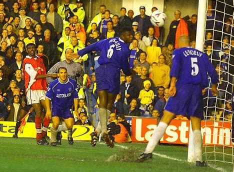 Arsenal V Chelsea Five Classic Encounters Daily Mail Online