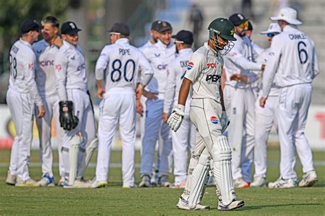 Losing a Test by an innings after scoring 500+ in the first innings