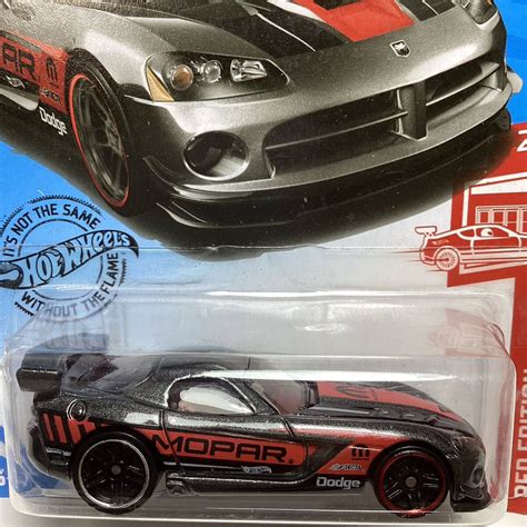 Target限定レッドエディション ホットウィール ダッジ バイパー SRT ACR RED EDITION ブリスター割れ少あり Hot Wheels 中古 のヤフオク落札情報
