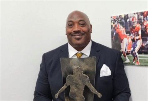 Clemson football legend Levon Kirkland to speak on new book at Brooks ...