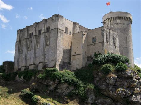 Château de Falaise (Calvados) : Visite, adresse, accès, photos et avis