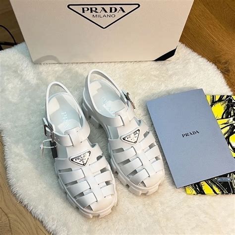 프라다 PRADA 폼 러버 샌들 화이트 1X853M 3LKK F0009 F 055 상품 상세 크로켓