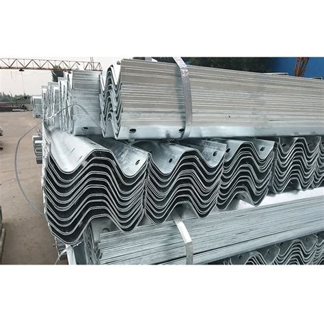 Street Crash Barriers Durable Corrosion Resistant Highway Beam