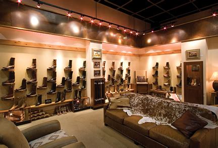 Pinto Ranch Houston Lucchese Classics Holiday Trunk Show - Cowboys and ...