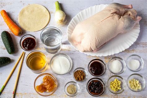 Pato laqueado a la pekinesa auténtica receta exquisita de cocina oriental