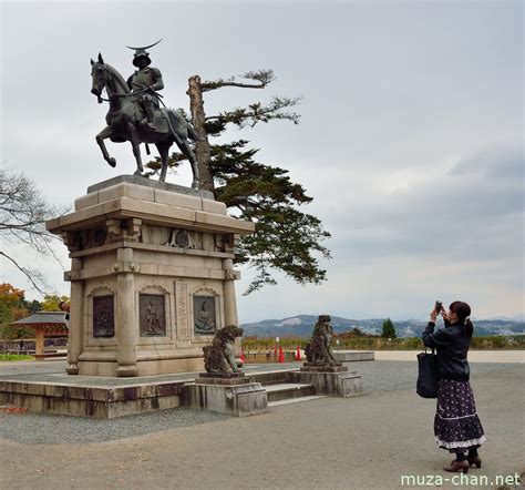 Photographing Date Masamune statue