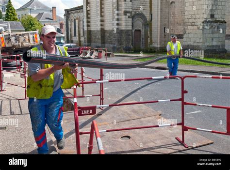 Mann Mit Barriere Fotos Und Bildmaterial In Hoher Auflösung Alamy