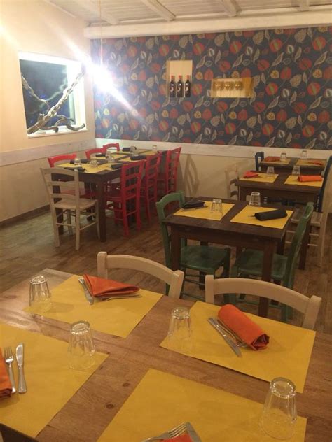 Tavoli Legno Per Arredamento Ristorante Bar Pizzeria Stile Rustico