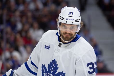 Maple Leafs 6 Million Defenseman Has Not Demanded Trade Report