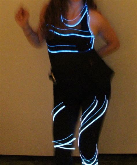 Sound Reactive EL Wire Costume - SparkFun Learn