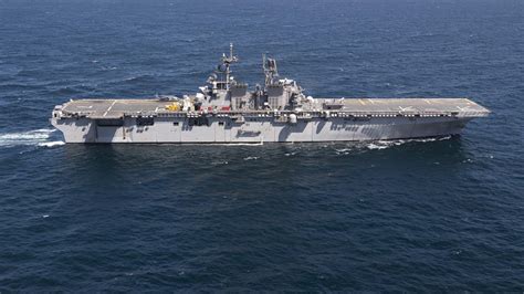 The US Navy will order a fourth America-class aircraft carrier. - World ...