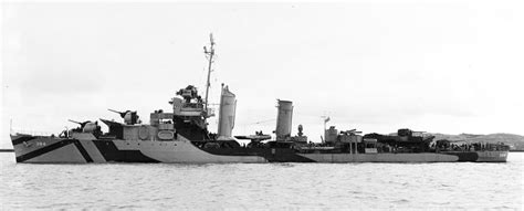 [1600 x 648] USS Mahan (DD-364) at Mare Island on June 21, 1944 ...