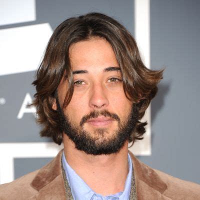 Quién es Ryan Bingham Wiki edad altura valor neto esposa