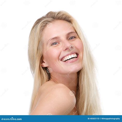 Fermez Vous Vers Le Haut Du Portrait D Une Jeune Femme Blonde De Sourire Photo Stock Image Du
