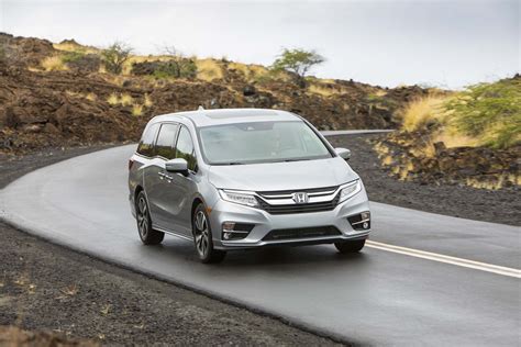 2019 Honda Odyssey Review Ratings Specs Prices And Photos The Car