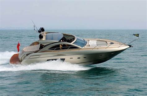 The Sunseeker Portofino 482. Sunseeker yachts is an international boat ...