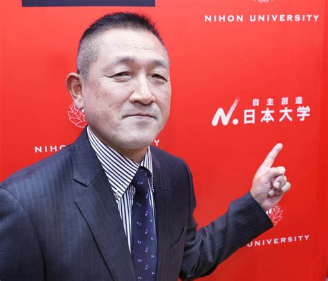 日大・新雅弘監督、就任1年目の箱根路は「1本のタスキをつなぐ」 林真理子理事長からも激励の言葉を受ける スポーツ報知