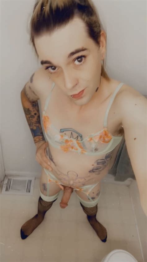 Spunky Beach Babe Pics XHamster