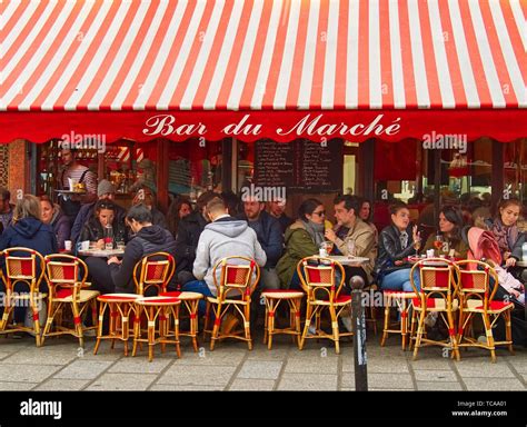 Paris French Bar Stock Photos And Paris French Bar Stock Images Alamy