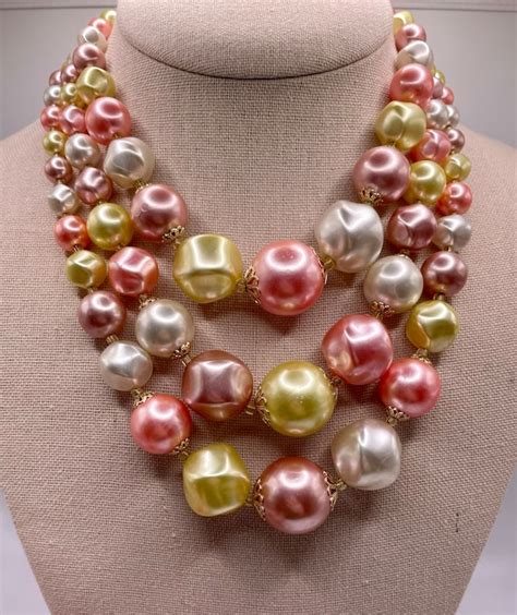 Japan Three Strand Pearl Necklace Ivory Gem