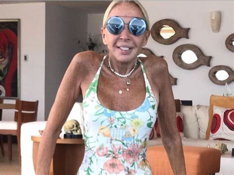 Laura Bozzo Celebra Sus A Os A Ritmo De Cali Pachanguero