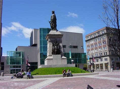 Welcome To Maine Downtown Portland Monument Square Congress And