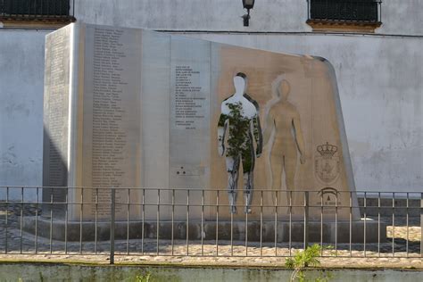 Monumento A Las V Ctimas De La Guerra Civil Y El Franquismo En Sanl Car