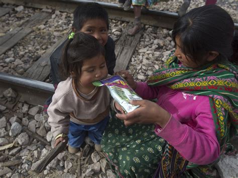 Uno de cada cuatro niños en el mundo sufre pobreza alimentaria grave