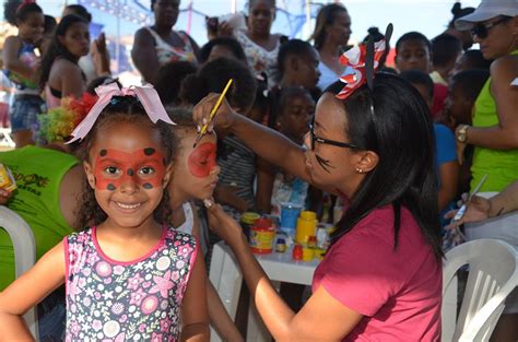 Caravana Da Alegria Levou Muita Divers O Para As Crian As De S O