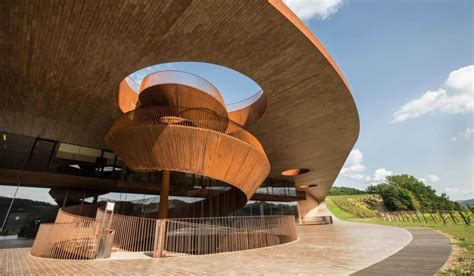 Antinori • Wine Tastings Tours Reviews And Events • Winetraveler