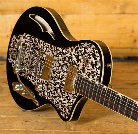 Duesenberg Julia Black - Peach Guitars