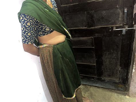 Sex Mit Einer An Ihr Haus Gerufenen Dorffrau XHamster