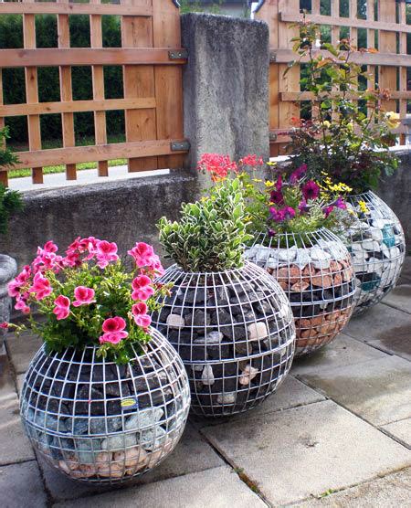 На сайте вы сможете больше узнать о габионах, о видах габионов, сможете ...