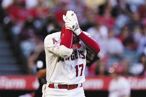 大谷翔平、右手首に投球直撃も大事に至らず2打席目は遊飛に倒れる：中日スポーツ・東京中日スポーツ