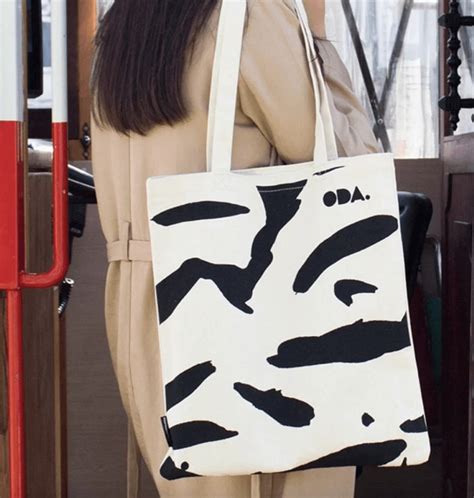 26 Creative Tote Bag Design Ideas That Sell Printful