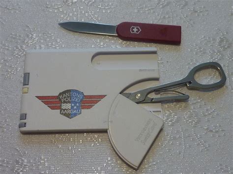 Messer SwissCard VICTORINOX Polizei KANTONSPOLIZEI AARGAU Kaufen Auf