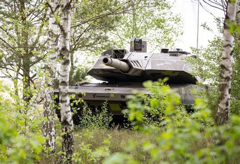 Rheinmetall Refurbishes Leopard 1 And Leopard 2 Tanks For Ukraine