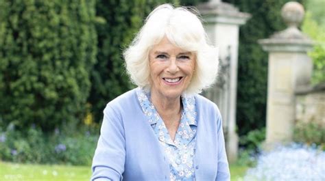 Camilla Parker Bowles se animó a un radical cambio de look Caras