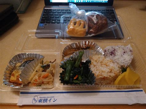 東横イン 朝食はお弁当形式の個食提供になっています｜一人旅おじさんの飛行機・マイル・グルメ情報