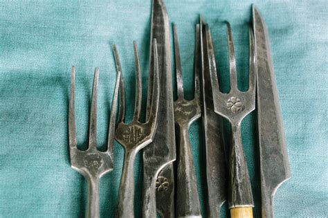 KOST ROMAN.CUTLERY. Столовые приборы из нержавеющей стали с деревянными ...