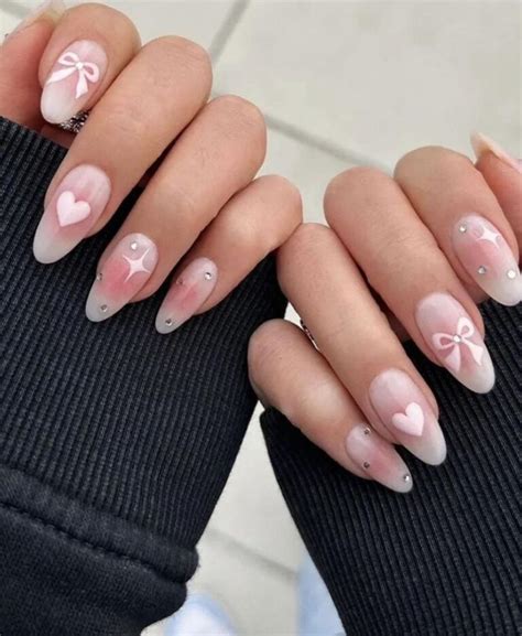 Diseños De Uñas Coquette La Tendencia En Manicura Más Romántica