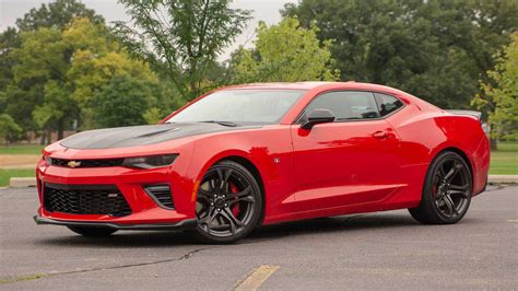 9 Reasons The Chevrolet Camaro 1LE Is Our Favorite Muscle Car