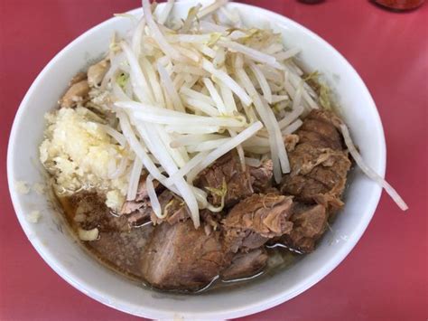 『小ラーメン豚増し券ニンニク 900円』ラーメン二郎 小岩店のレビュー ラーメンデータベース