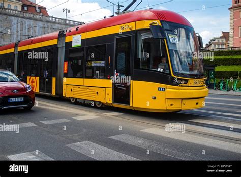 Warschau Polen Mai Elektrische Stra Enbahn In Den Stra En