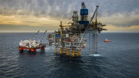 L T Wins Offshore Contract From ONGC Construction Week India