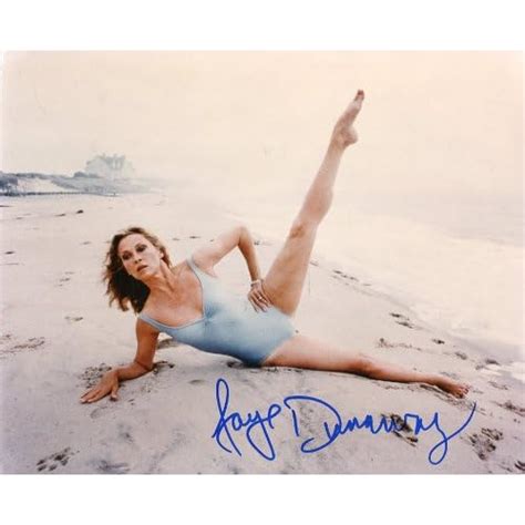 Faye Dunaway Sexy Swimsuit Signed 8x10 Photo Uacc Rd 212 At