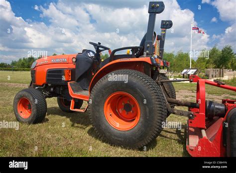 Kubota B3030 Tractor Stock Photo Alamy