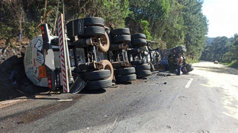 Oeste De SC Tombamento De Carreta Interdita Pista Na BR 282 ClicRDC