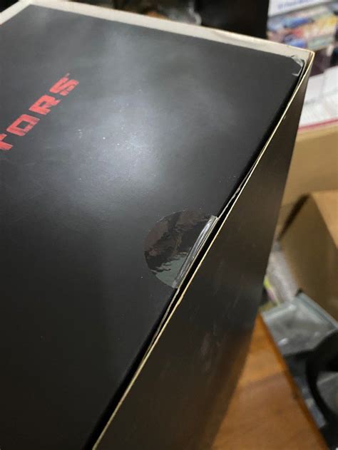 Hot Toys Classic Predator Exclusive Hobbies Toys Toys Games On Carousell